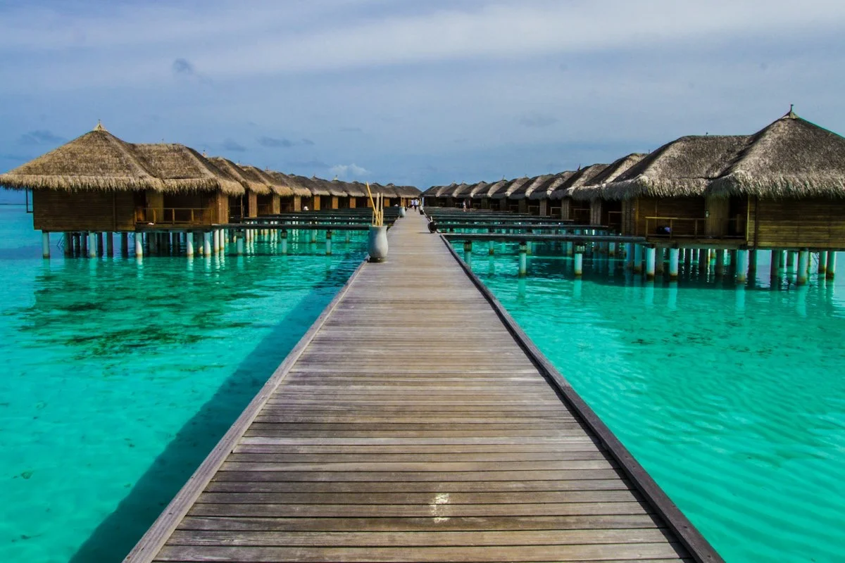 Пляж Джимбаран и вечерние рестораны у воды
