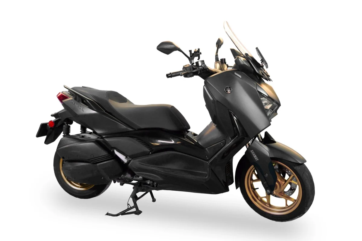Макси-скутер Yamaha XMax Connected на Бали